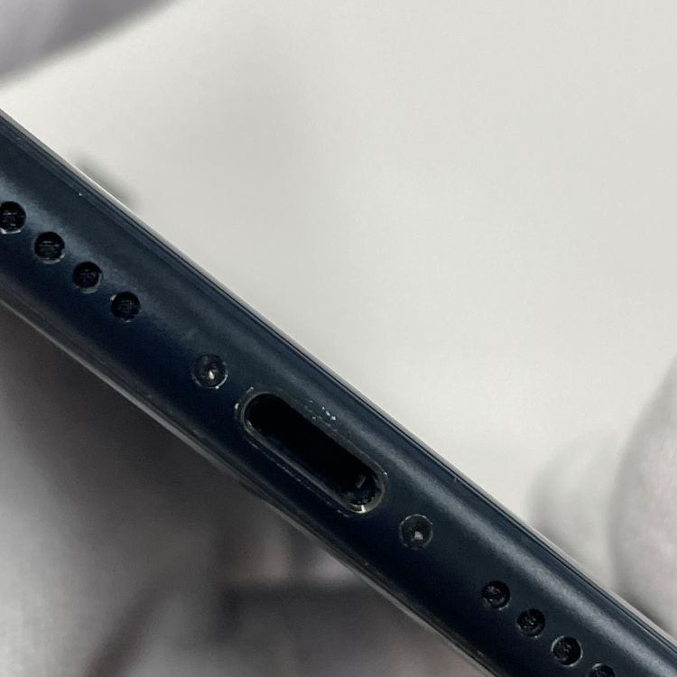 ���������¡��� iPhone SE(��3����) 64GB �ߥåɥʥ��� SIM���å������