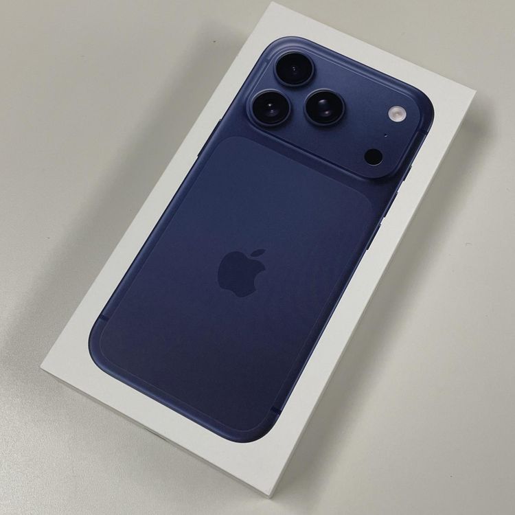 iPhone 17 Pro 256GB ǥץ֥롼 SIMå