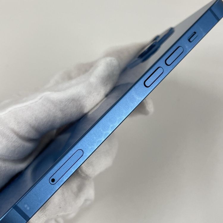 ���������¡��� iPhone 13 256GB �֥롼 SIM���å������