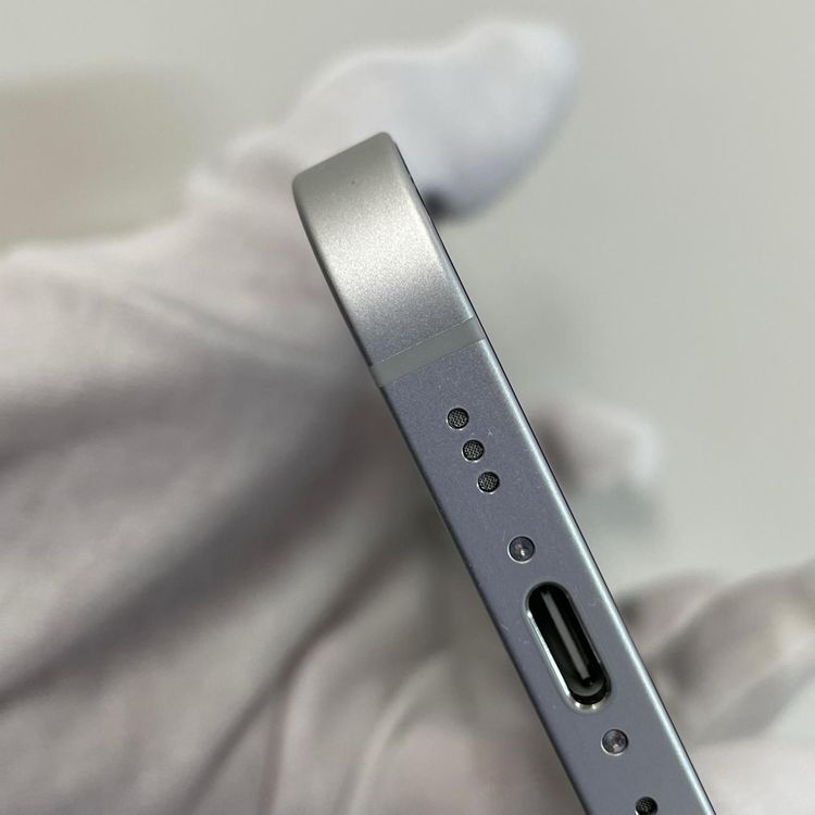 ���������¡��� iPhone 17e 256GB �ۥ磻�� SIM���å������