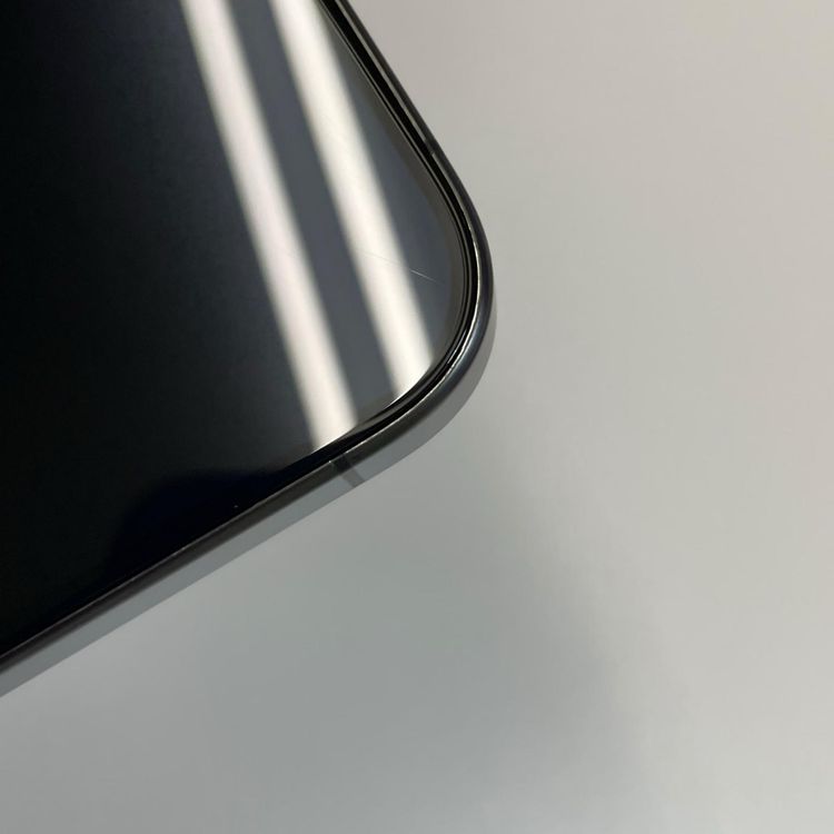iPhone 15 Pro 256GB �֥�å������˥��� SIM���å������