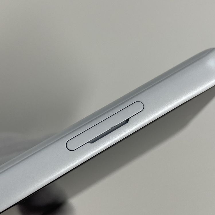 ���������¡��� arrows We FCG01 �ۥ磻�� SIM���å������