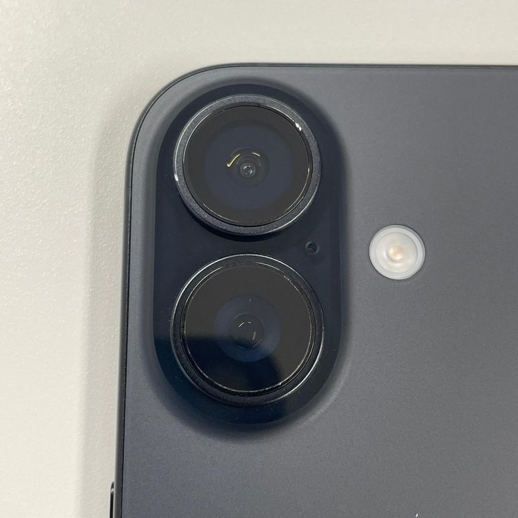 ���������¡��� iPhone 16 128GB �֥�å� SIM���å������