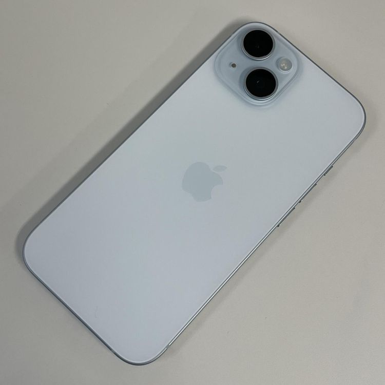 ���������¡��� iPhone 15 128GB �֥롼 SIM���å������