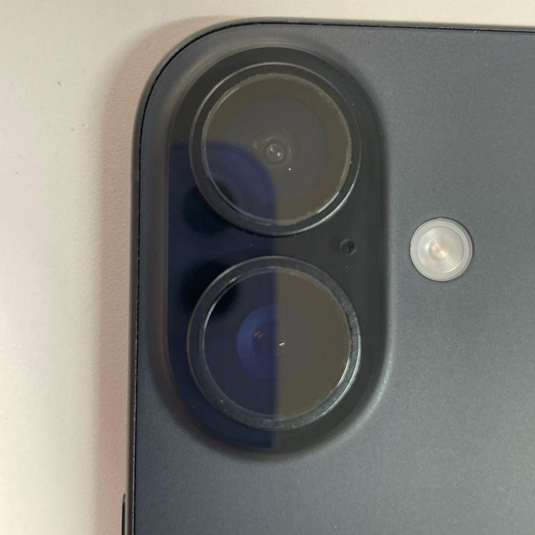 iPhone 16 128GB �֥�å� SIM���å������