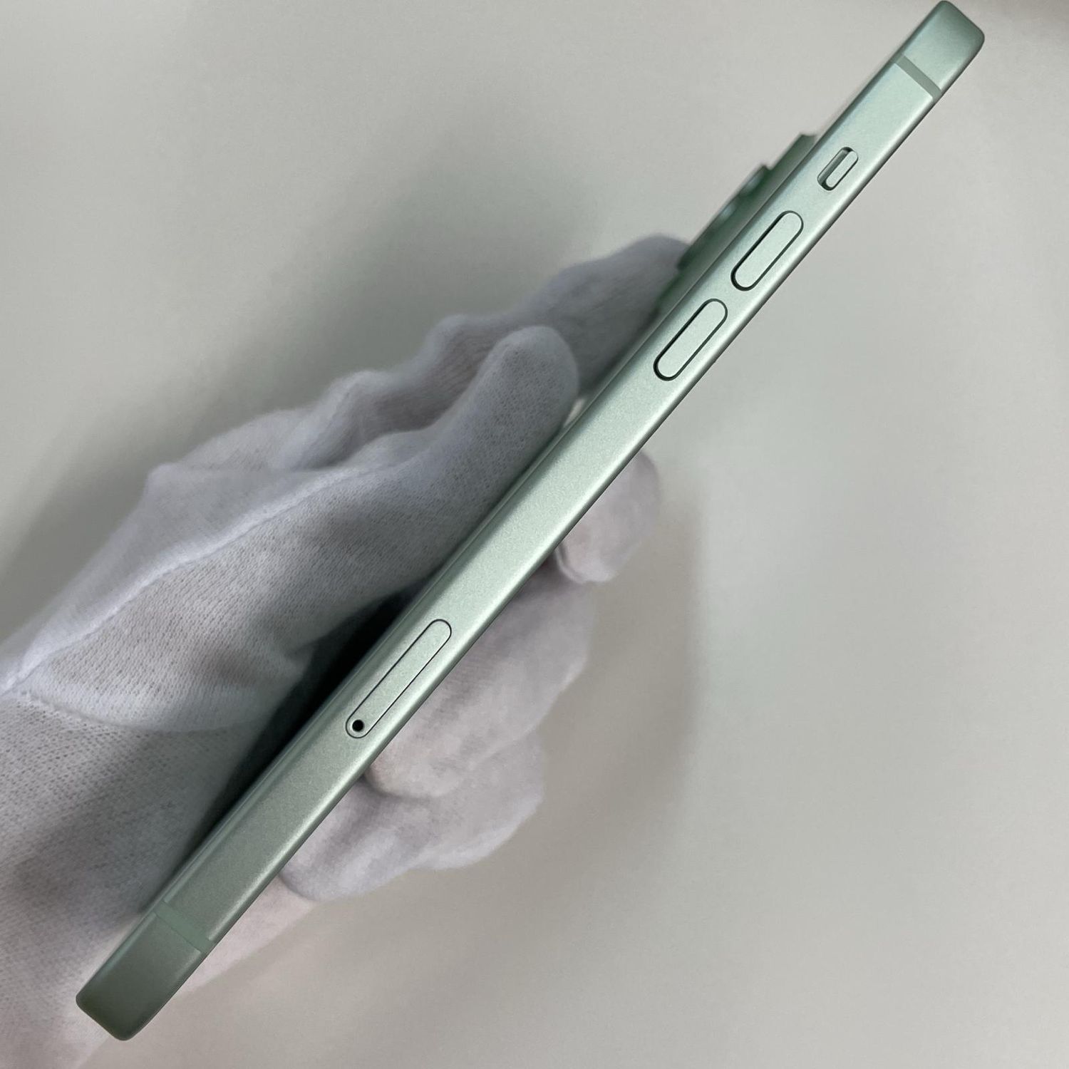 ムスビー｜iPhone 15 Plus 256GB グリーン SIMロック解除済【iPhone15 