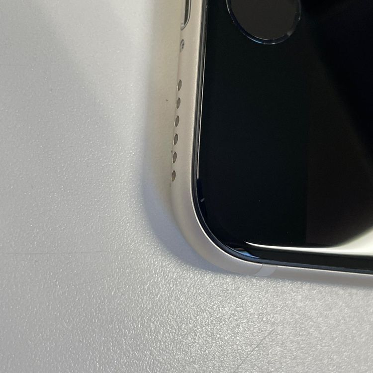 ���������¡��� iPhone SE(��3����) 64GB �������饤�� SIM���å������