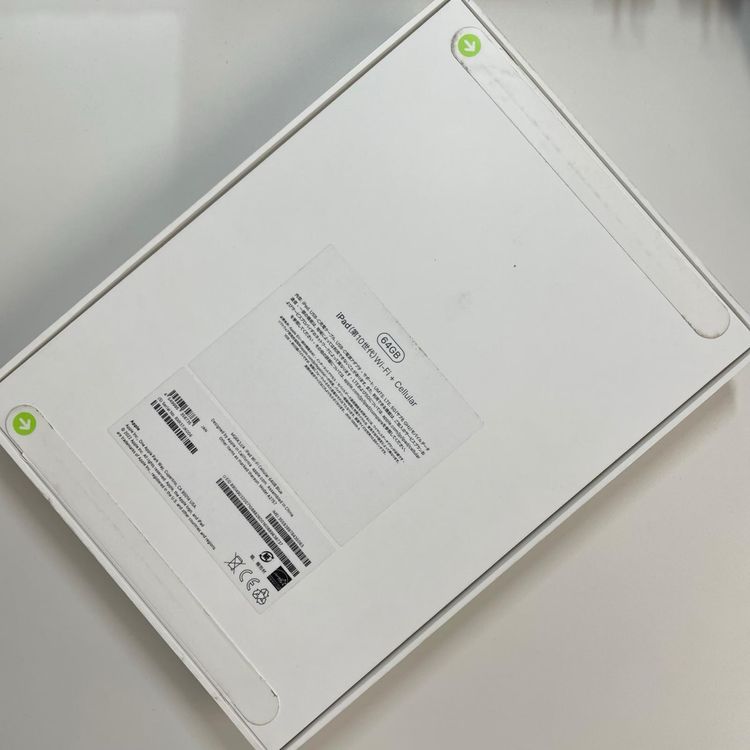 iPad ��10���� WiFi+Cellular 64GB �֥롼 SIM���å������