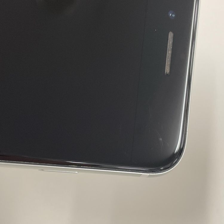 ���������¡��� iPhone SE(��2����) 64GB �ۥ磻�� SIM���å������