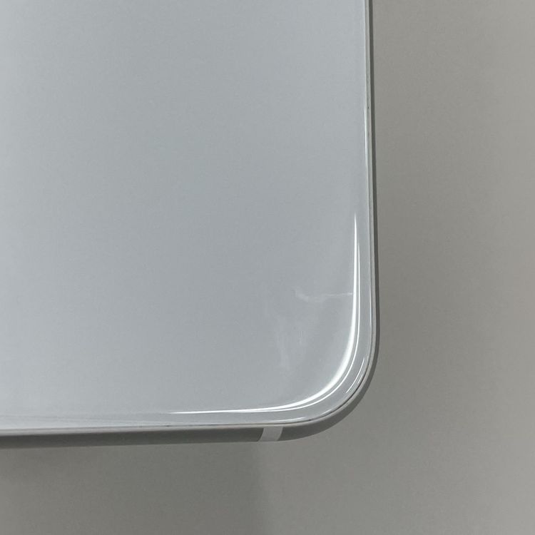 ���������¡��� iPhone SE(��2����) 64GB �ۥ磻�� SIM���å������