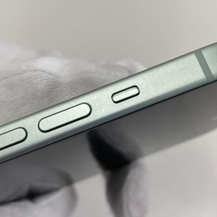 iPhone 15 512GB ���꡼�� SIM���å������