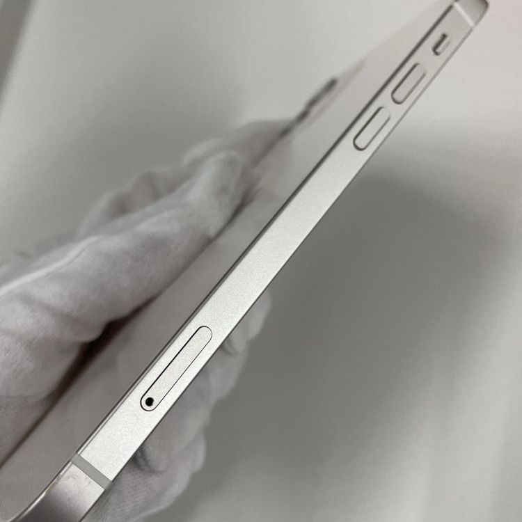 ���������¡��� iPhone 12 64GB �ۥ磻�� SIM���å������