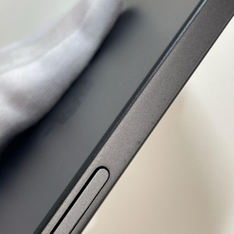 ���������¡��� iPhone 15 128GB �֥�å� SIM���å������