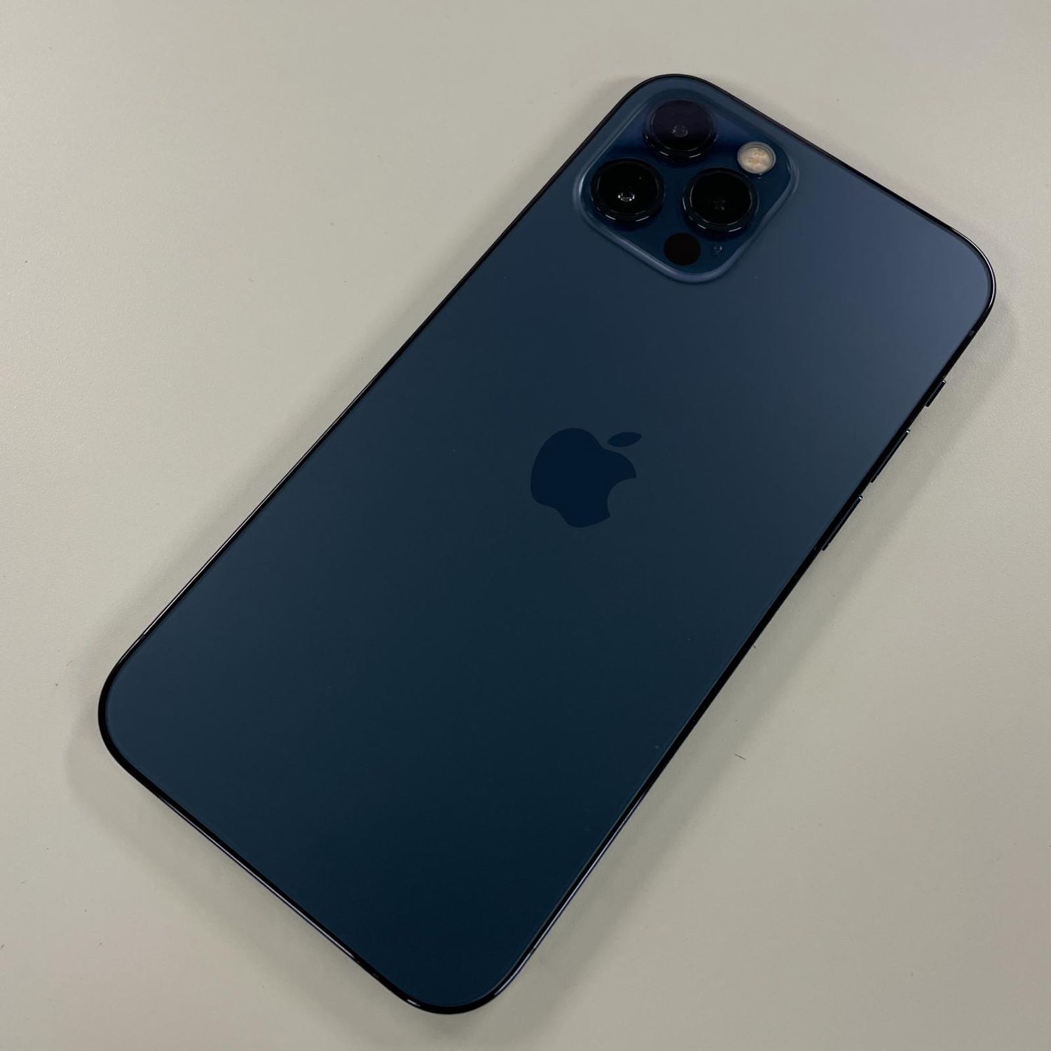 ムスビー｜☆利用制限〇☆ iPhone 12 Pro 128GB パシフィックブルー 