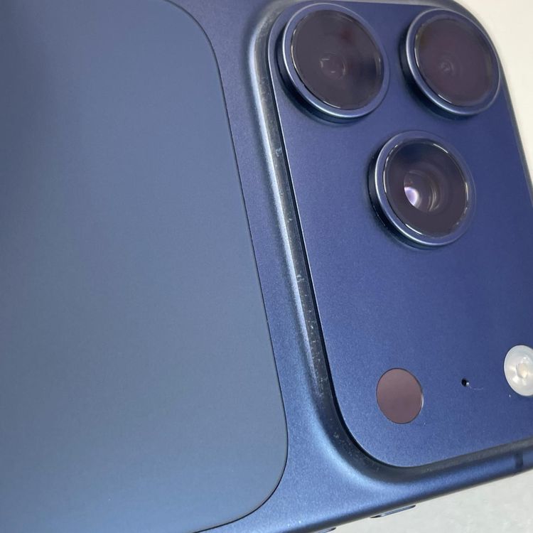 iPhone 17 Pro 512GB �ǥ����ץ֥롼 SIM���å������