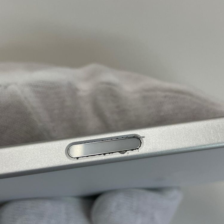 iPhone 16 128GB �ۥ磻�� SIM���å������