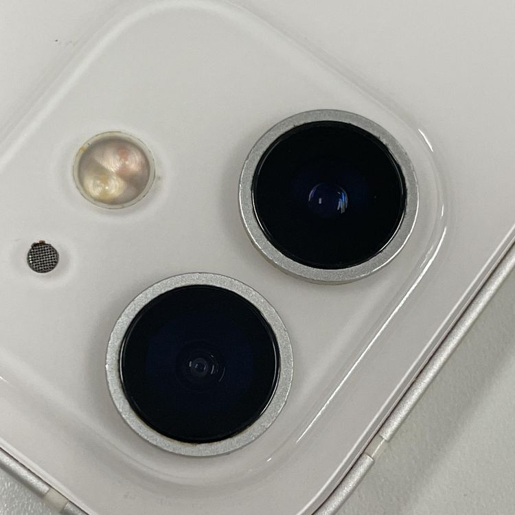 iPhone 12 256GB ホワイト