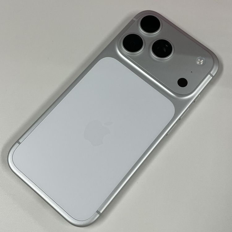 iPhone 17 Pro 256GB ����С� SIM���å������