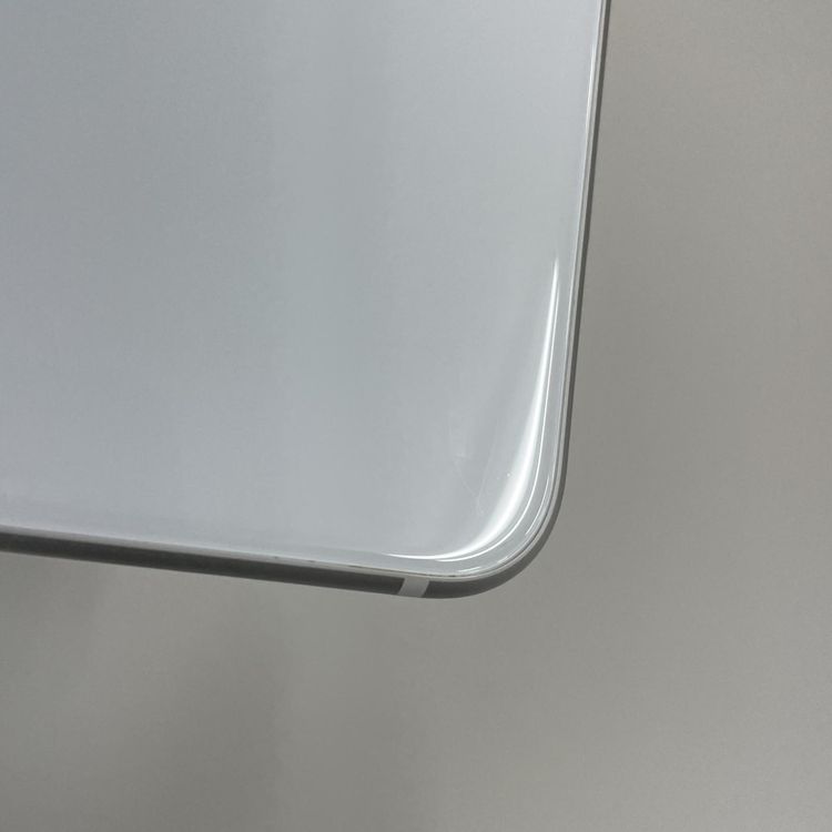 ���������¡��� iPhone SE(��2����) 64GB �ۥ磻�� SIM���å������