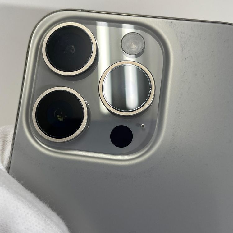 ���������¡��� iPhone 15 Pro 256GB �ʥ���������˥��� SIM���å������
