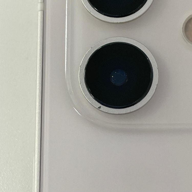 ���������¡��� iPhone 12 256GB �ۥ磻�� SIM���å������