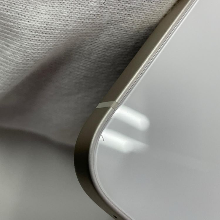 iPhone 13 256GB �������饤�� SIM���å������