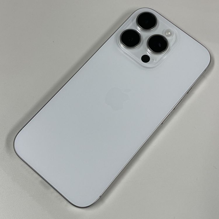 iPhone 16 Pro 1TB �ۥ磻�ȥ����˥��� SIM���å������