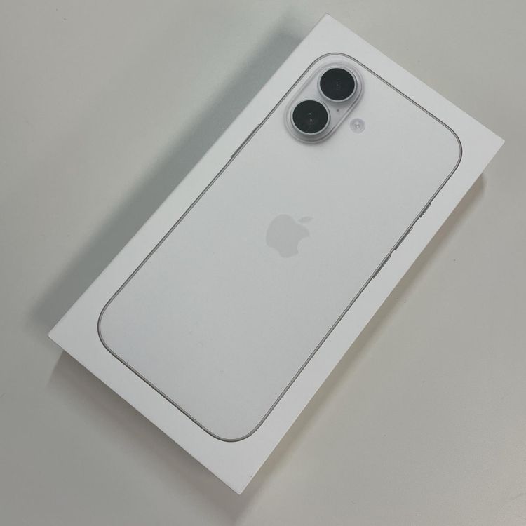 iPhone 17 256GB �ۥ磻�� SIM���å������