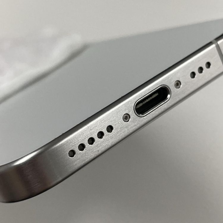 iPhone 15 Pro 128GB ۥ磻ȥ˥ SIMå