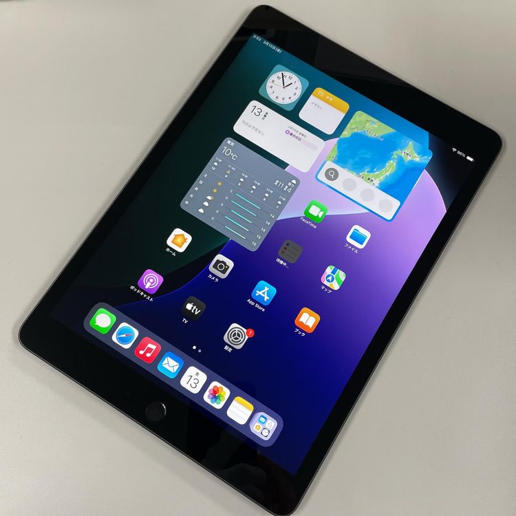 iPad ��9���� WiFi 64GB ���ڡ������쥤 SIM���å������