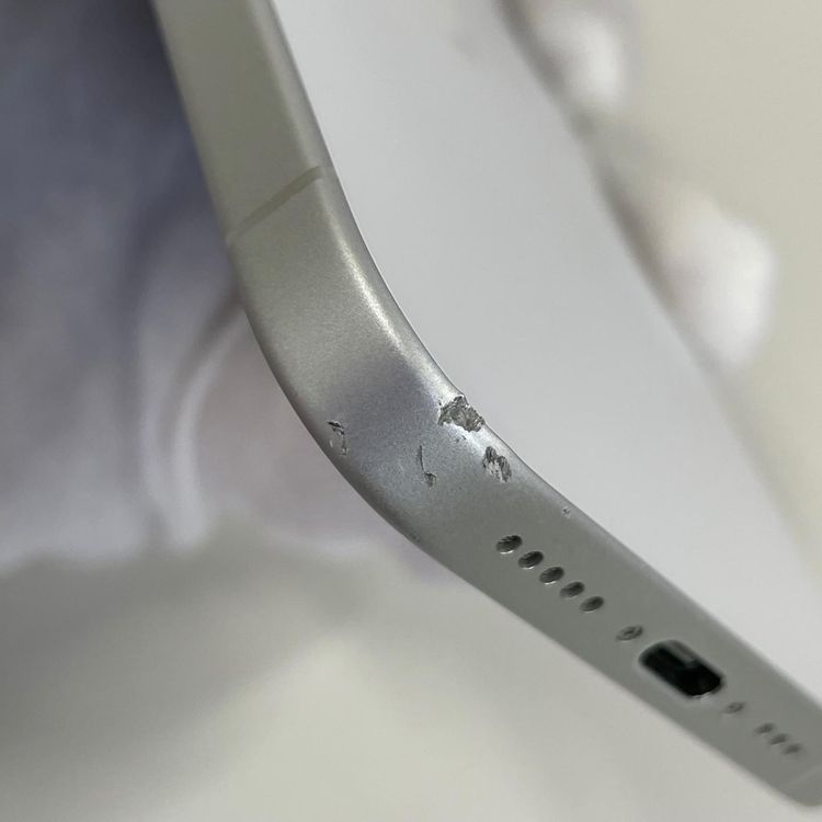 iPhone 16 256GB �ۥ磻�� SIM���å������