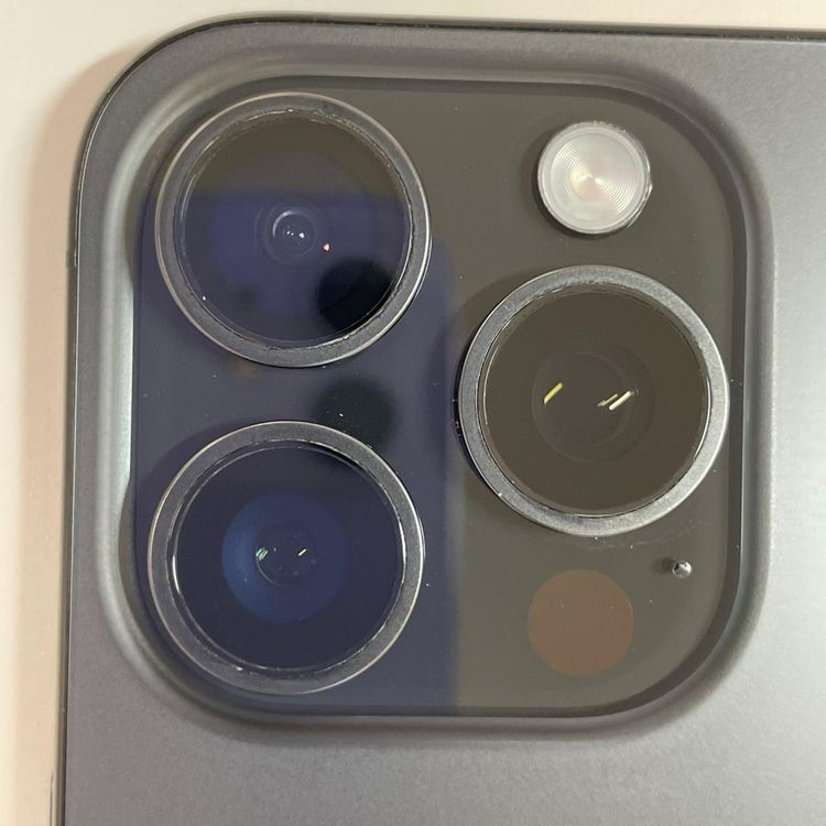 iPhone 15 Pro Max 256GB �֥�å������˥��� SIM���å������