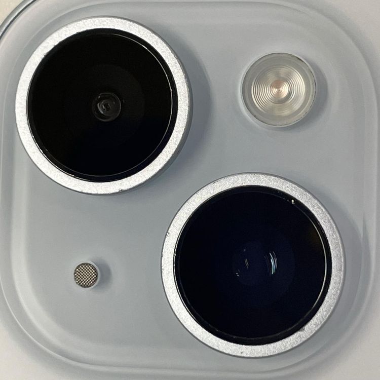 iPhone 15 256GB �֥롼 SIM���å������