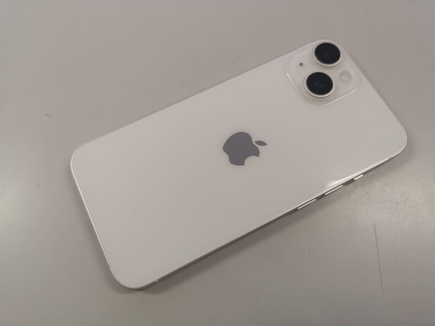 ムスビー｜国内版SIMフリー iPhone 14 256GB スターライト 電池100 