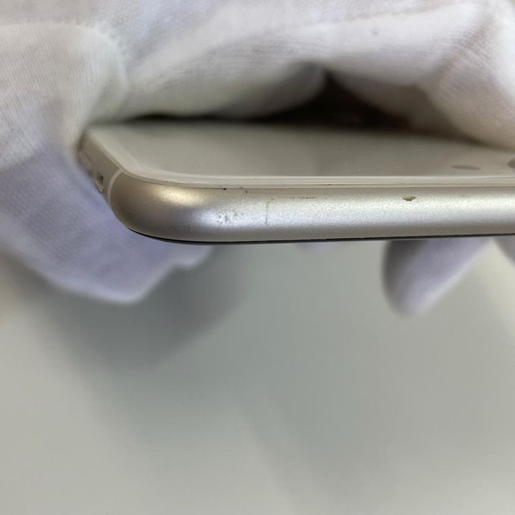 ���������¡��� iPhone SE(��3����) 64GB �������饤�� SIM���å������