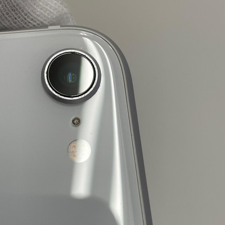 iPhone SE(��2����) 64GB �ۥ磻�� SIM���å������