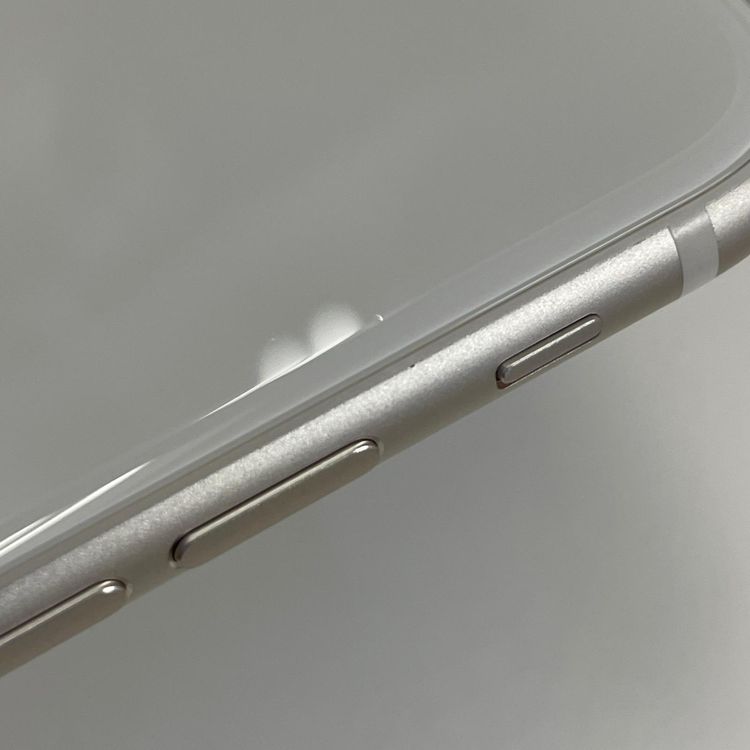 ���������¡��� iPhone SE(��3����) 64GB �������饤�� SIM���å������