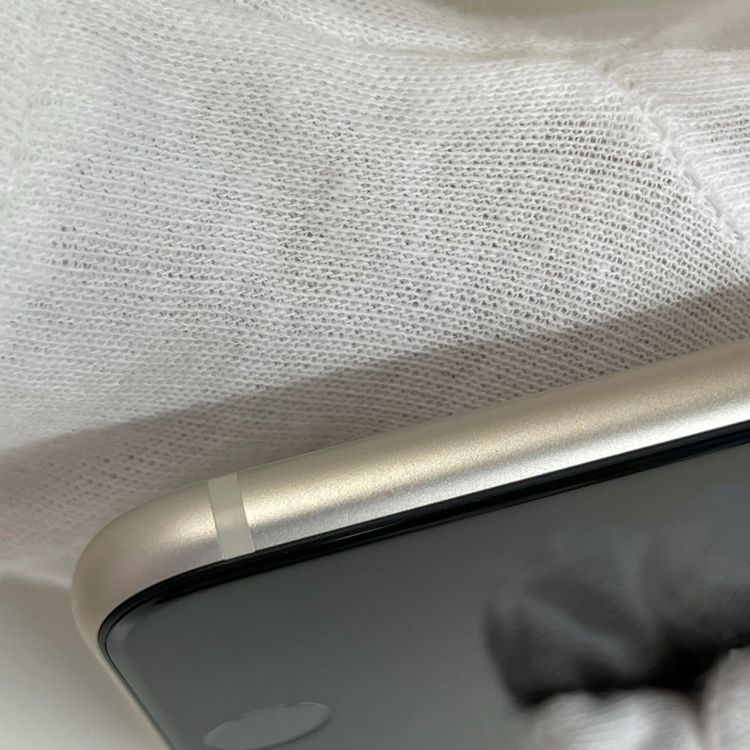 ���������¡��� iPhone SE(��3����) 64GB �������饤�� SIM���å������