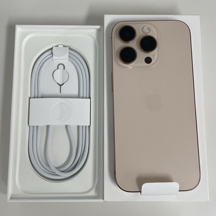 iPhone 16 Pro 256GB �ǥ����ȥ����˥��� SIM���å������