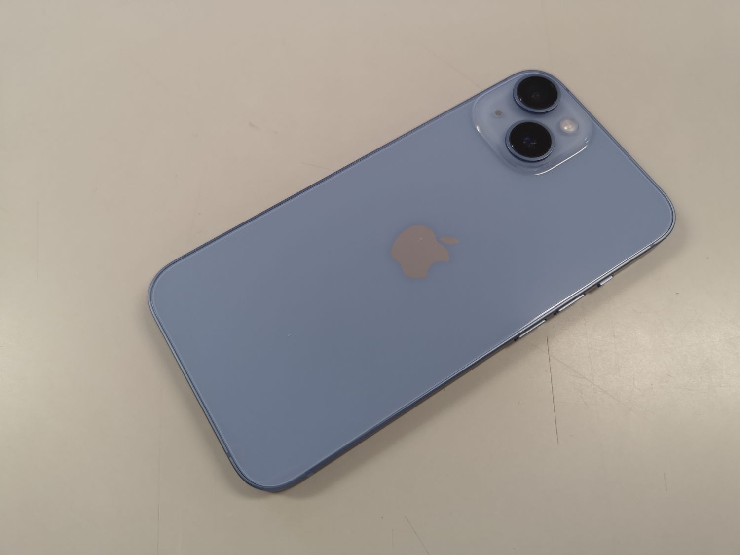 ムスビー｜☆赤ロム保証☆softbank iPhone 14 128GB ブルー 電池100 