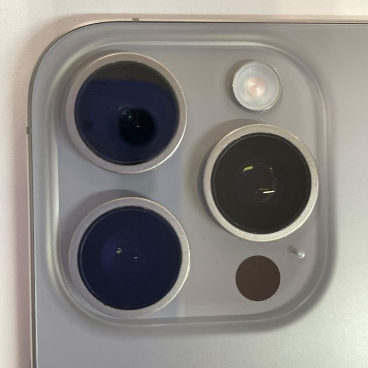 iPhone 15 Pro Max 256GB �ʥ���������˥��� SIM���å������