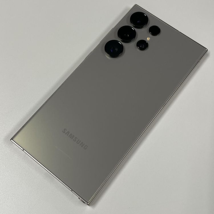 Galaxy S24 Ultra SCG26 256GB �����˥��॰�졼 SIM���å������