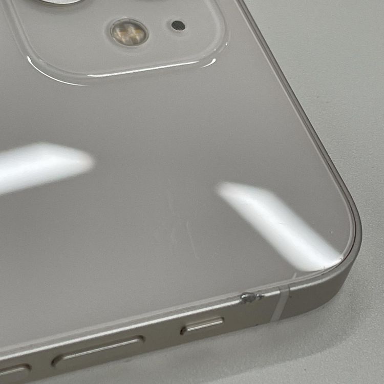 ���������¡��� iPhone 12 64GB �ۥ磻�� SIM���å������