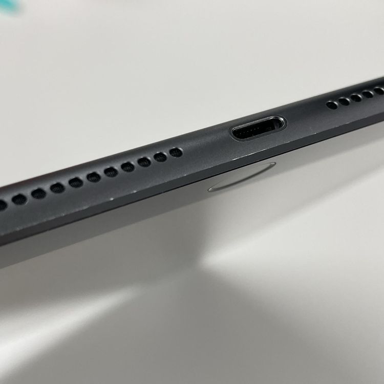 ★利用制限〇★ iPad 第9世代 WiFi+Cellular 64GB スペースグレイ SIMロック解除済