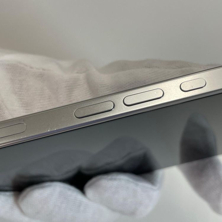 iPhone 16 Pro Max 1TB �ۥ磻�ȥ����˥��� SIM���å������