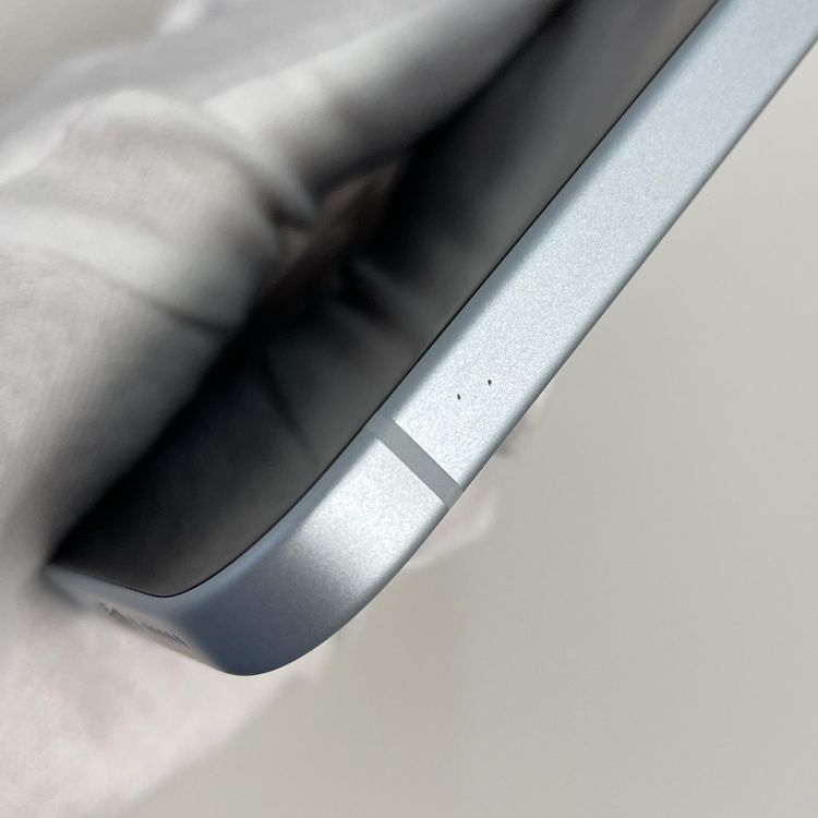 ���������¡��� iPhone 15 128GB �֥롼 SIM���å������