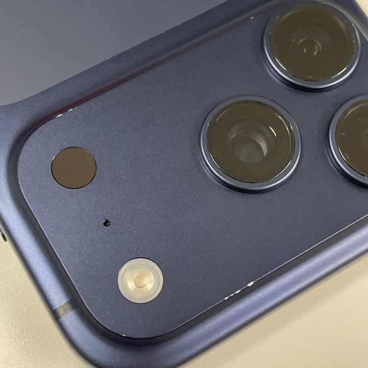 iPhone 17 Pro 256GB �ǥ����ץ֥롼 SIM���å������