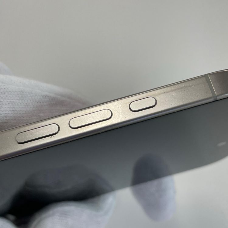 ���������¡��� iPhone 16 Pro 256GB �ʥ���������˥��� SIM���å������