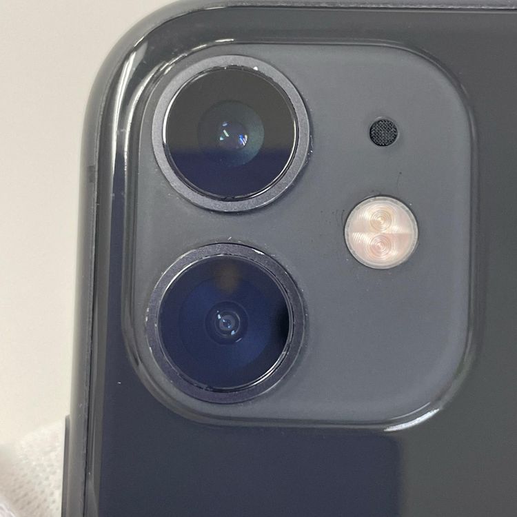 ���������¡��� iPhone 11 64GB �֥�å� SIM���å������