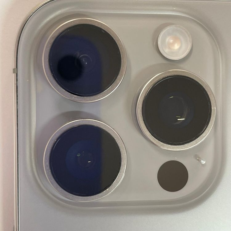 ���������¡��� iPhone 16 Pro Max 256GB �ʥ���������˥��� SIM���å������